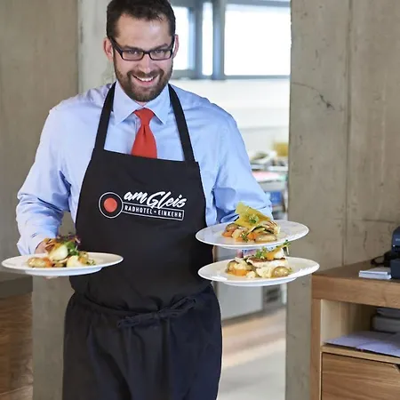 Radhotel Am Gleis Szálloda