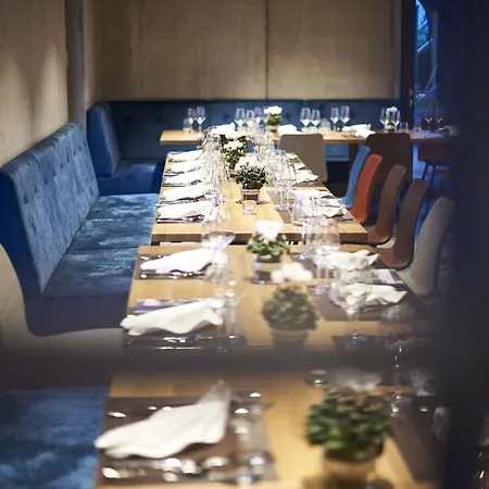 Radhotel Am Gleis Szálloda